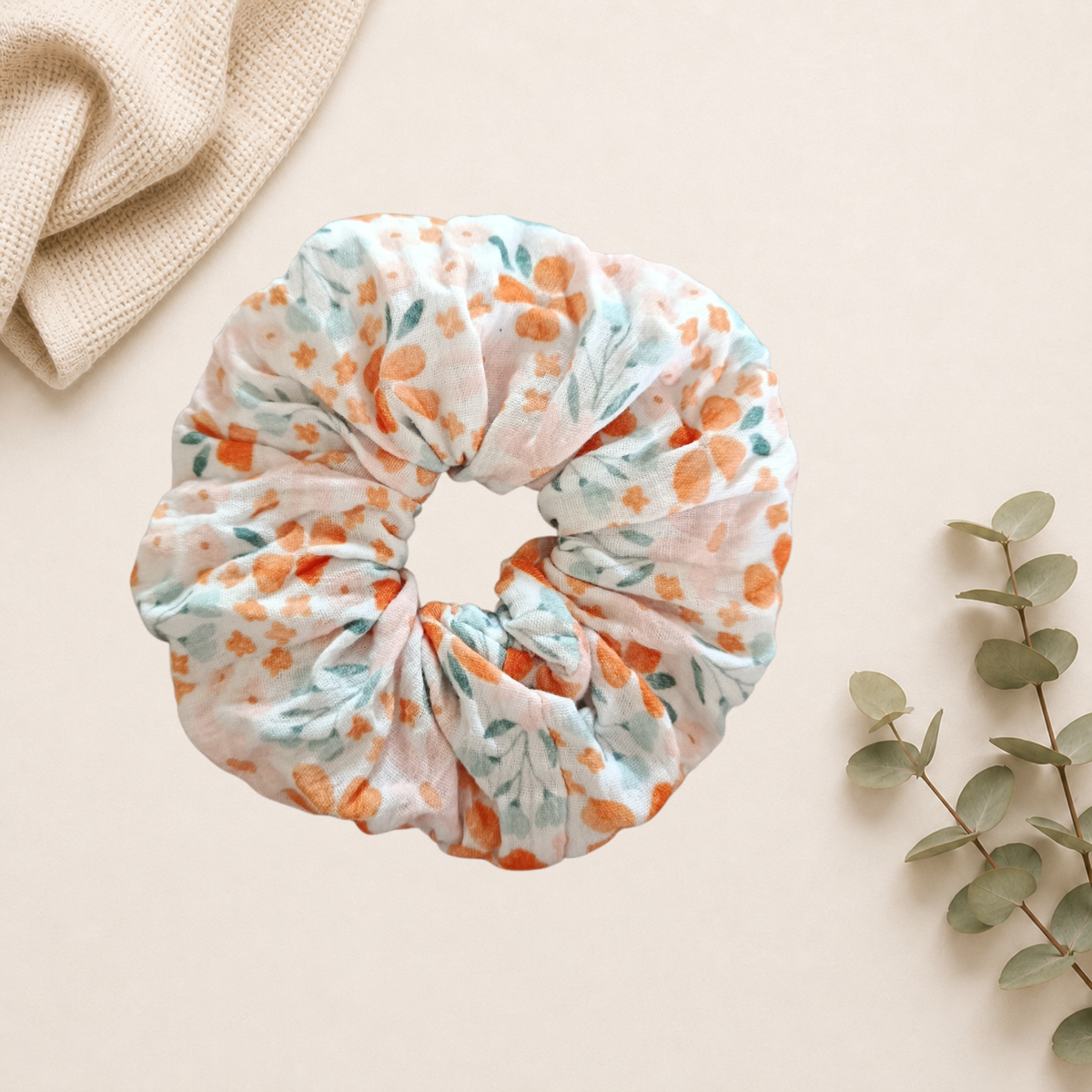 Chouchou gaze de coton fait main en France fleuri orange vert