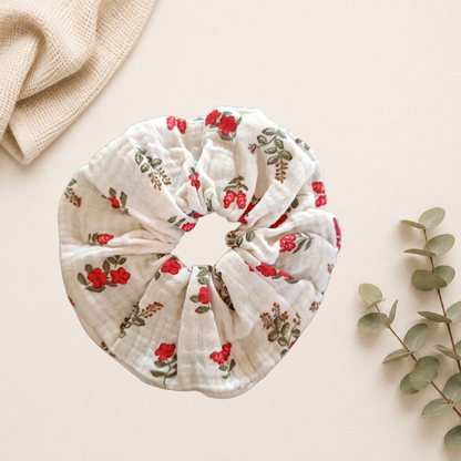 Chouchou gaze de coton fait main en France fleur rouge