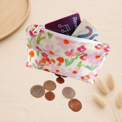 Porte monnaie fleurs rose et doublure unie et fermeture éclair blanche